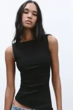 RUCHED ASYMMETRIC T-SHIRT